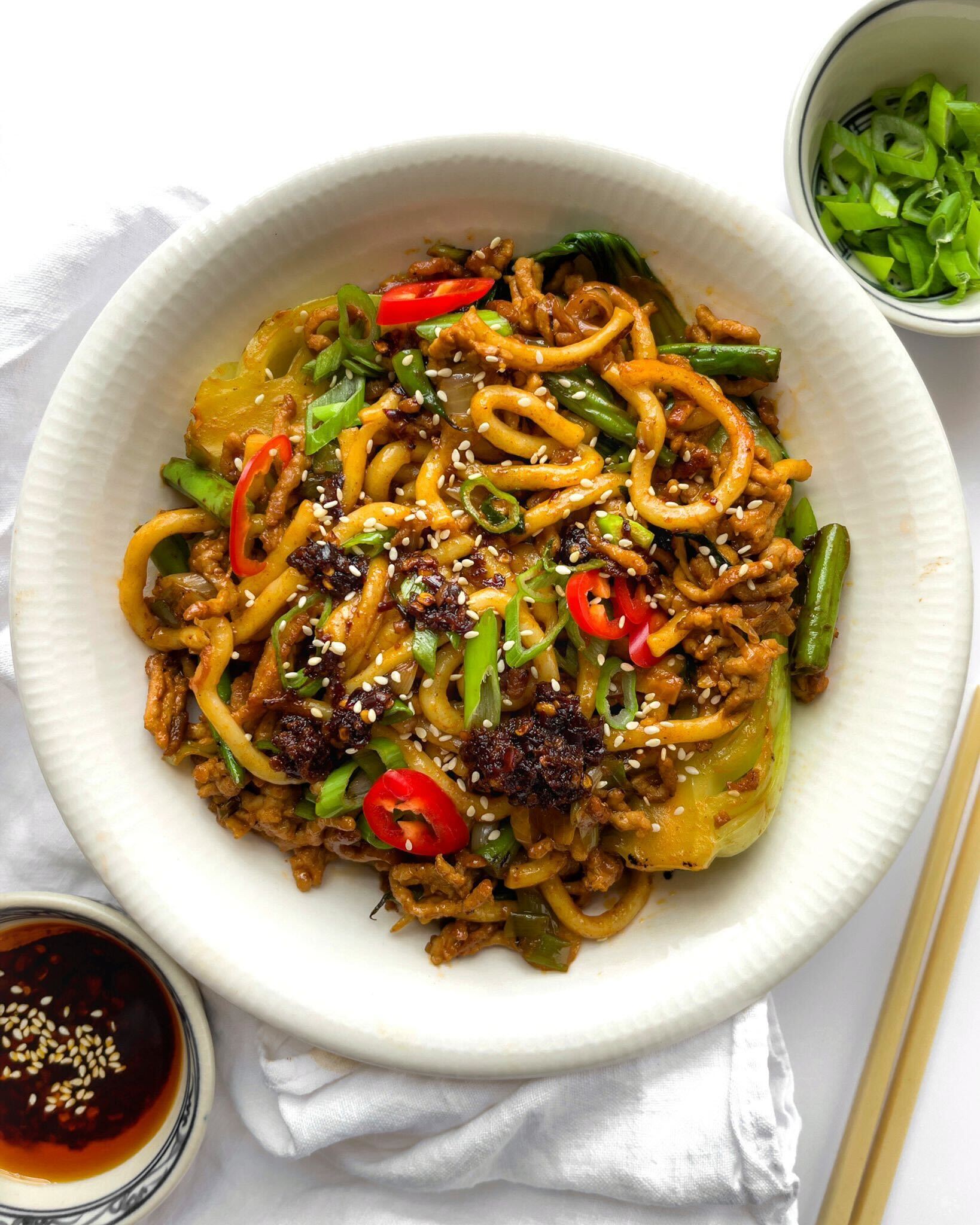 Crispy pork noodles